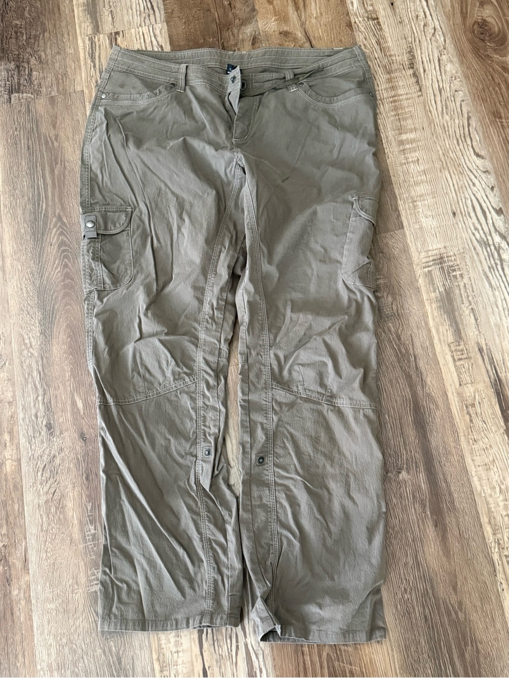 Women’s Olive Green Utility Cargo Pants